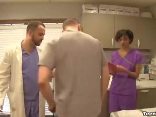 Teen-sexy พยาบาล สำเร็จความใคร่ extraction