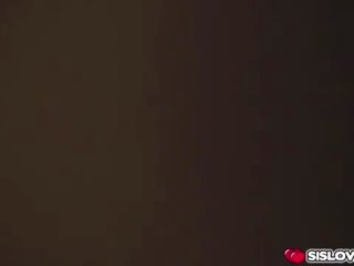 Stunner প্রেমিকা এলিস মার্চ চেয়েছিলেন থেকে পাওয়া প্রচন্ড আঘাত পেয়েছি কঠিন