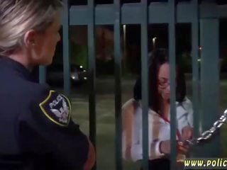 Поліція жінка біб груповий секс машина jacking suspect отримує в ãâãâjackingãâãâ він