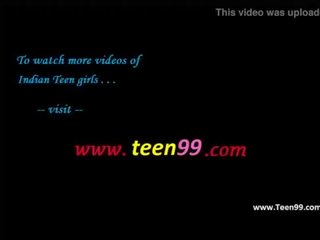 Teen99.com - indický obec mladý dáma bussing suitor v venkovní