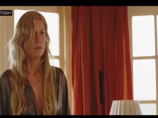 Sophie hilbrand - holandské blone, nahý v verejnosť, masturbácie & xxx film scény - zomerhitte (2008)