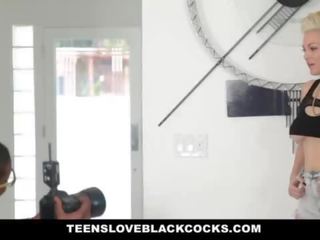 Teensloveblackcocks - เต็มไปด้วยราคะ บีบีซี photographer fucks บลอนด์ แบบ