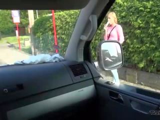 Raw fuck for hor blondinka before kick her out of driving van