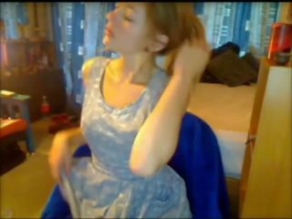 255-alice-fille-blonde-nue-18-ans-masturbation-webcam